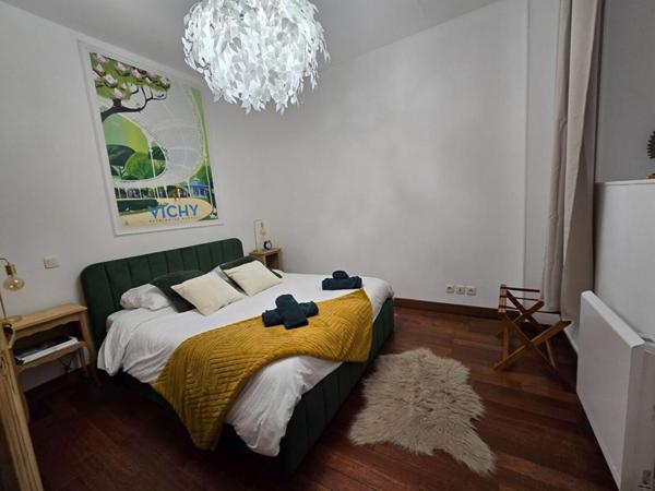 Appartement Vichy 4 pièce(s) 75 m2