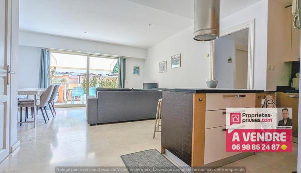 MAGNIFIQUE 2 PIECES DE 55 m² AVEC VASTE TERRASSE