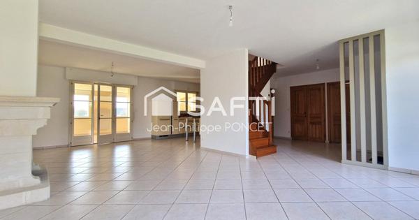 Maison individuelle sur sous-sol complet 4 chambres et jardin