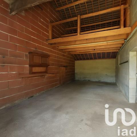 Maison rustique 6 pièces de 135 m² à Le Puy-Notre-Dame (49260)