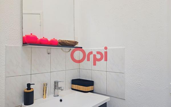 Appartement à vendre    2 pièces • 27 m2 La Seyne-sur-Mer