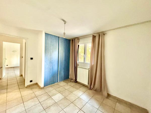 Saint-Raphaël-proche mairie annexe-Appartement 2 chambres 92m2