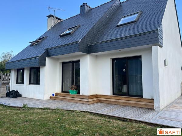 Maison contemporaine de plud de 250m2 avec piscine