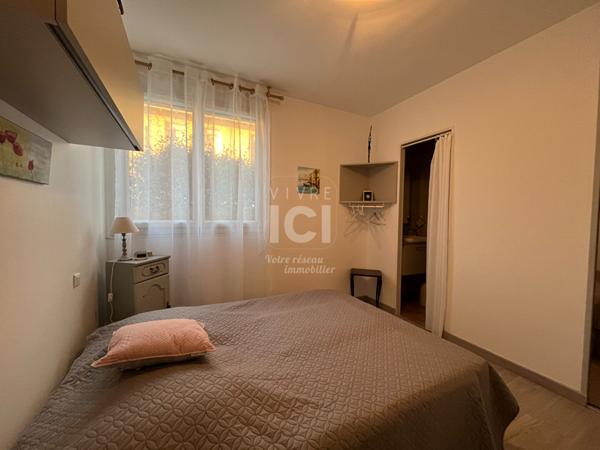 Appartement plain-pied 2 chambres centre ville THARON PLAGE