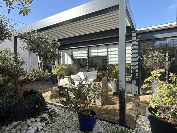 La Rochelle (17000) Maison familiale lumineuse avec patio et pergola bioclimatique