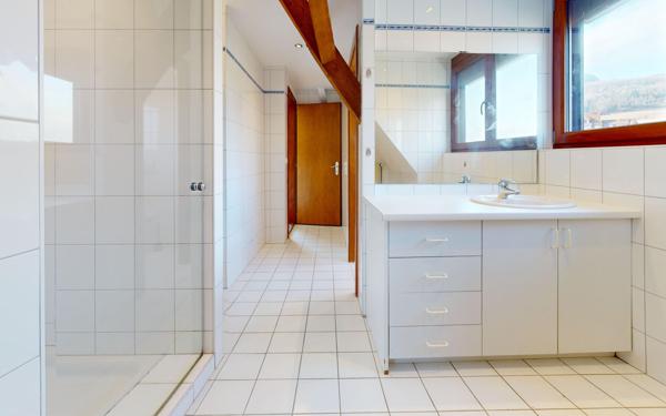 Maison à louer    6 pièces • 200 m2 Gueberschwihr