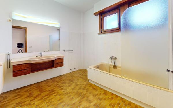 Maison à louer    6 pièces • 200 m2 Gueberschwihr