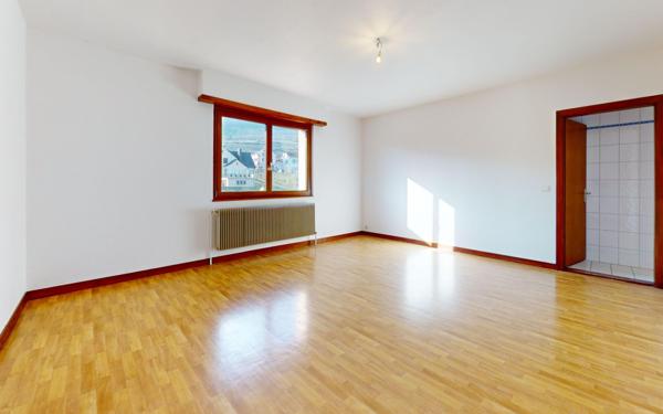 Maison à louer    6 pièces • 200 m2 Gueberschwihr