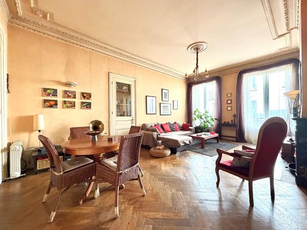 Appartement style haussmannien 113 m2