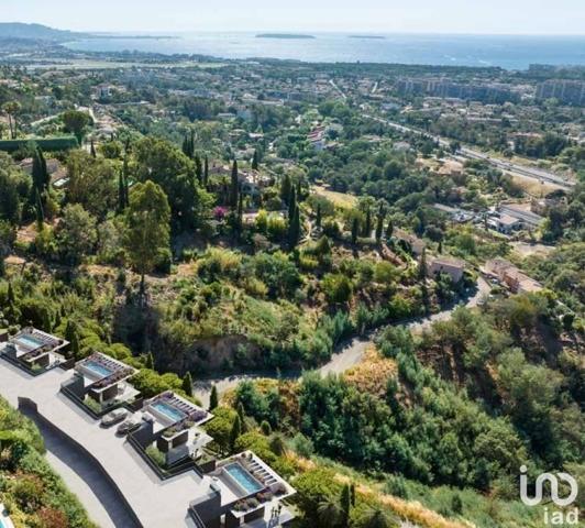 Maison 4 pièces de 138 m² à Mandelieu-la-Napoule (06210)