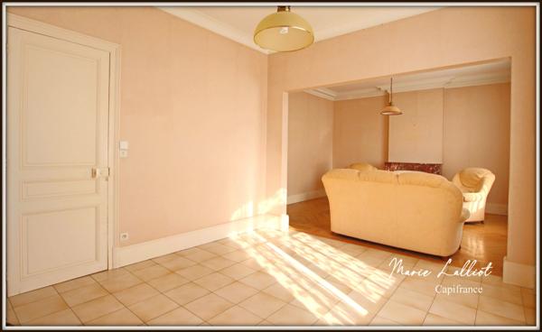 Maison à vendre 8 pièces, 167m², Pithiviers Centre, 4 garages, 6 chambres