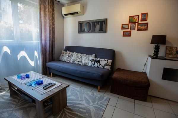 Appartement
         2 pièces
        - 38 m² 147 000 € *