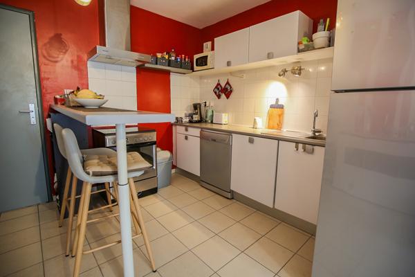 Appartement
         2 pièces
        - 38 m² 147 000 € *