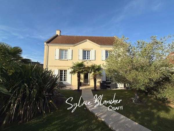 MAISON 197 M2 - 4 CHAMBRES - TERRAIN 1 100 M2