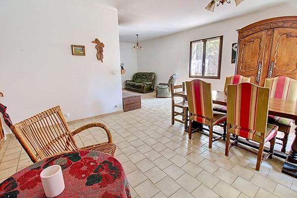 A VENDRE TARADEAU Maison 7 pièces 165 m² sur 2.7 hectares de terrain