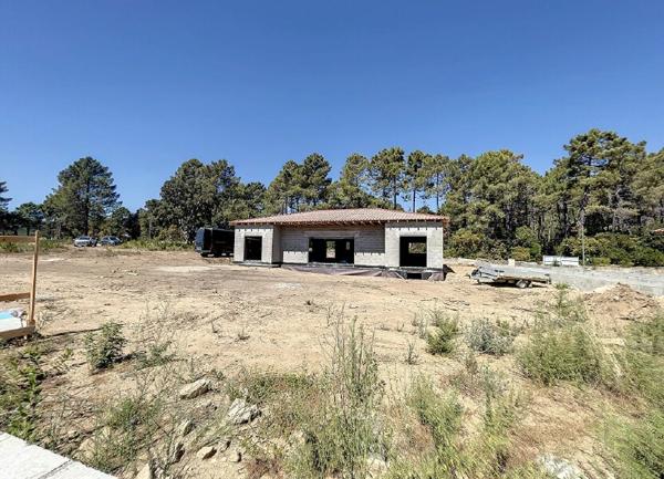 Maison à vendre    5 pièces •  Lecci