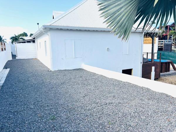 LE MOULE MAGNIFIQUE VILLA MEUBLEE 3 CHAMBRES PISCINE VUE MER