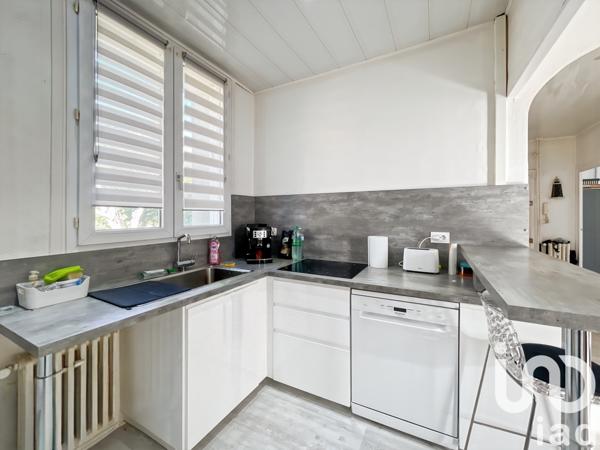 Appartement à vendre 3 pièces 69 m² Saint-Jean-Bonnefonds