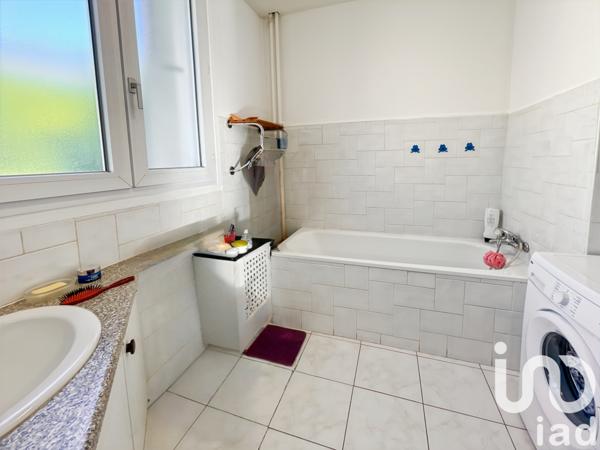 Appartement à vendre 3 pièces 69 m² Saint-Jean-Bonnefonds