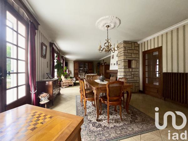 House for sale 8 rooms 230 m² Selles-sur-Cher