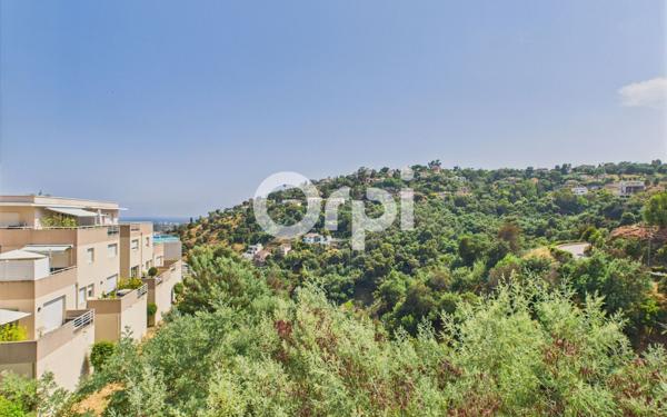 Appartement à vendre    1 pièce • 34,28 m2 Mandelieu-la-Napoule