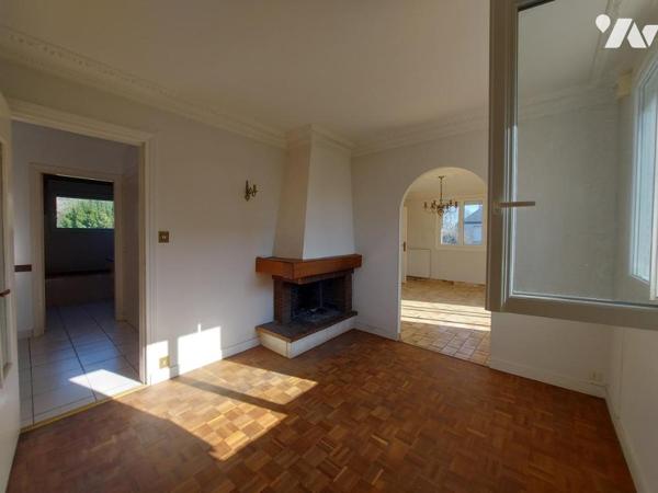 MAISON 133M² SUR UNE PARCELLE DE 812M² 