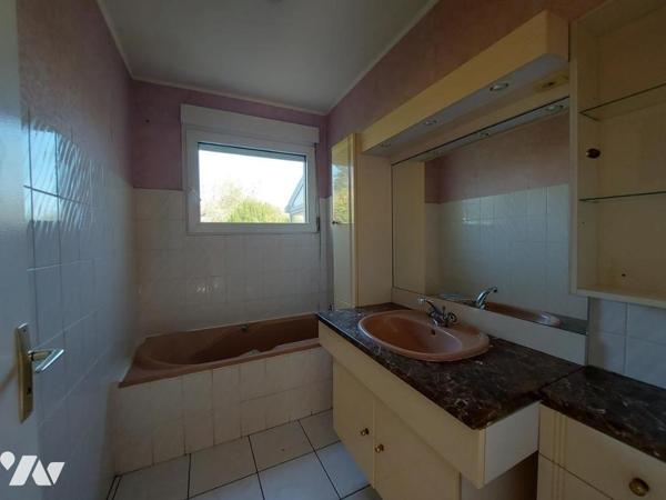 MAISON 133M² SUR UNE PARCELLE DE 812M² 