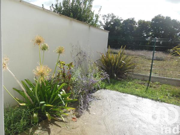 House for sale 4 rooms 92 m² Médis