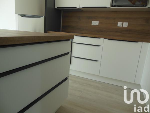 House for sale 4 rooms 92 m² Médis