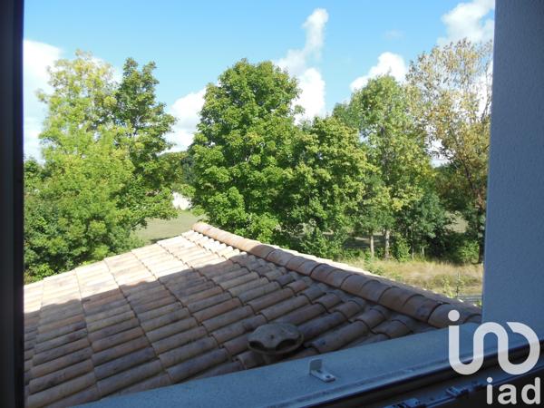 House for sale 4 rooms 92 m² Médis