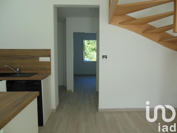 House for sale 4 rooms 92 m² Médis