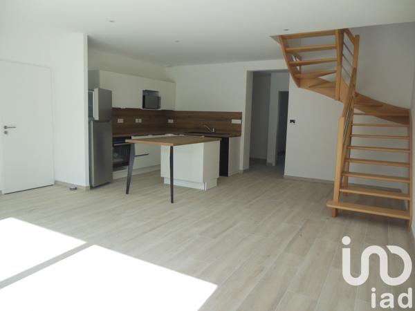 House for sale 4 rooms 92 m² Médis