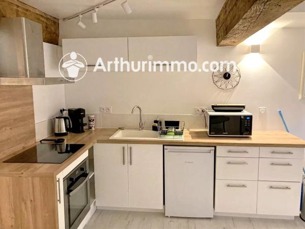 Location                                                      Appartement
                        
                     2 pièces                      45 m2                     à Trévoux