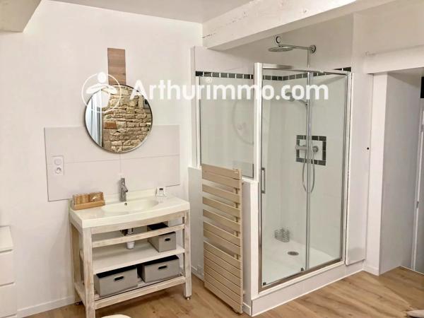 Location                                                      Appartement
                        
                     2 pièces                      45 m2                     à Trévoux