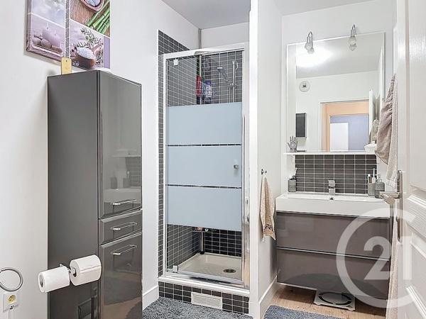 Appartement F3 à vendre  3 pièces - 60 m2 ST PIERRE DU PERRAY - 91
