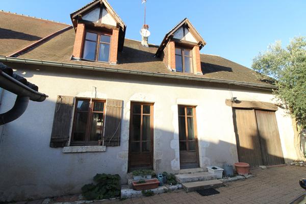 ENSEMBLE IMMOBILIER 180 m² VILLEBAROU