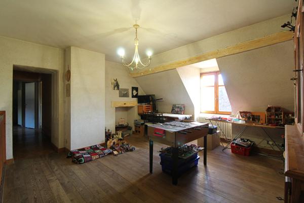 ENSEMBLE IMMOBILIER 180 m² VILLEBAROU