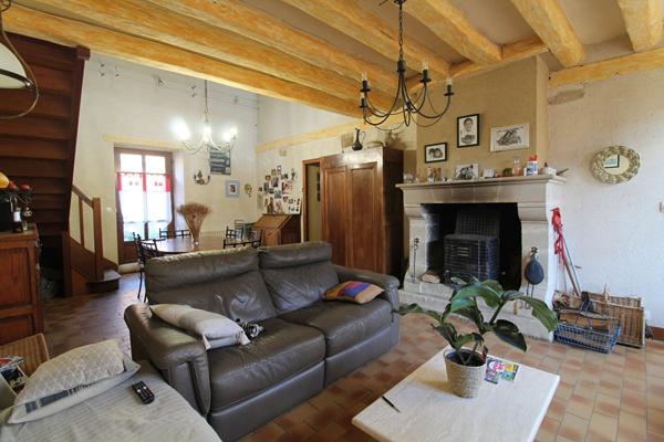 ENSEMBLE IMMOBILIER 180 m² VILLEBAROU