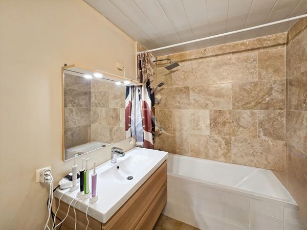 Exclusivité Appartement T3 de 68 m² Terrasse 42m² et Jardin 29 m² Cave Marseille 13011 St Marcel