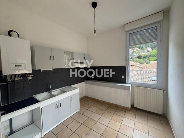 Appartement F3 avec TERRASSE