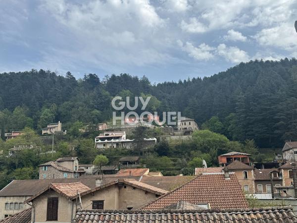 Appartement F3 avec TERRASSE