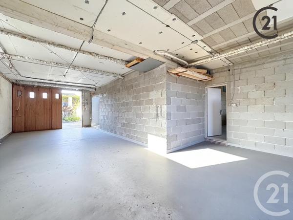 Maison à vendre  5 pièces - 106 m2 ST JULIEN LES VILLAS - 10