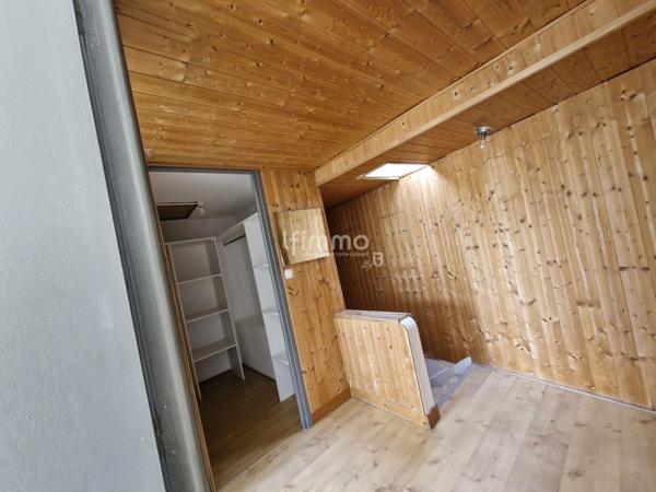 Maison de ville avec remise