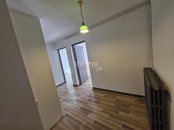 Maison de ville avec remise