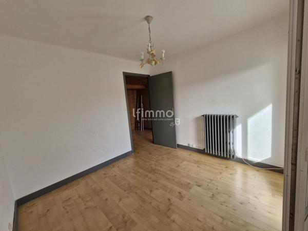 Maison de ville avec remise