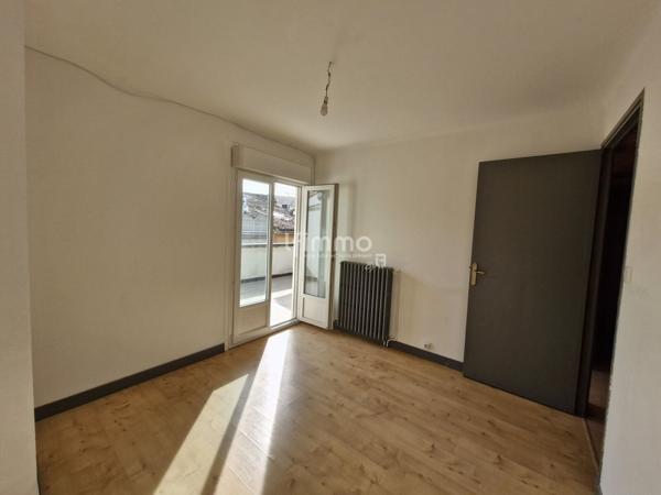 Maison de ville avec remise