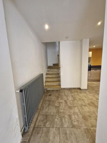 Maison de ville avec remise