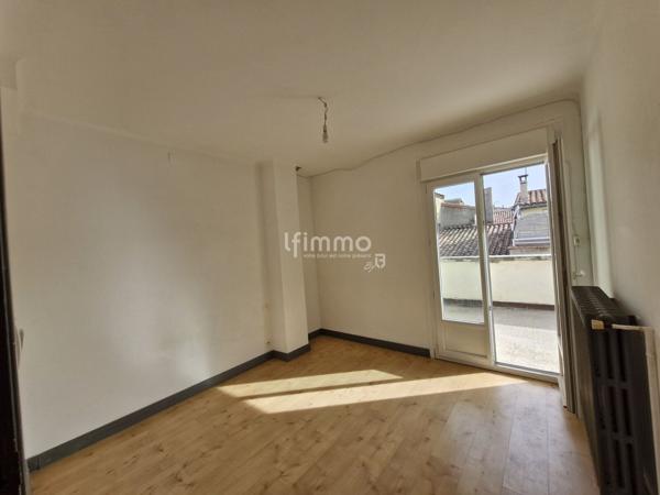 Maison de ville avec remise