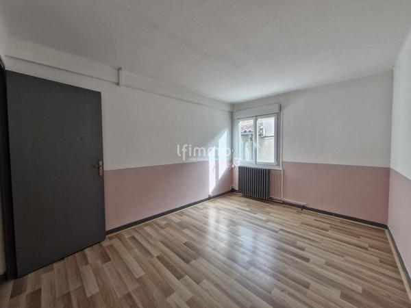 Maison de ville avec remise