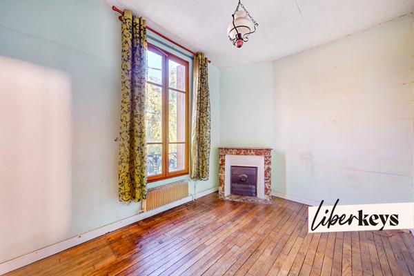 Maison au pied du M° Pleyel